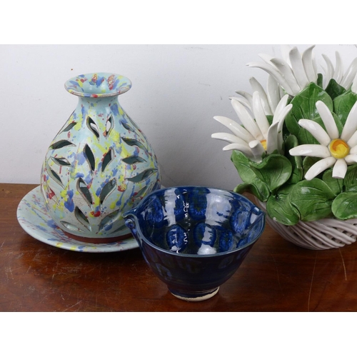 119 - A collection of ceramics to include Daisy's & more.