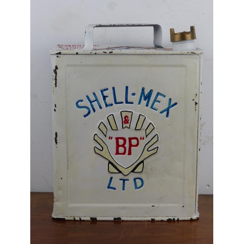 200 - A vintage BP Shell-Mex Ltd 2 gallon petrol can.