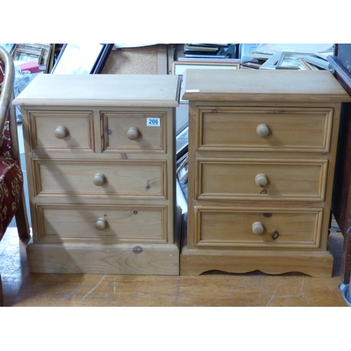 206 - 2 small chests of drawers.