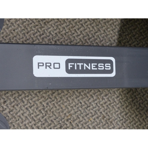 220 - A Pro-Fitness rowing machine.