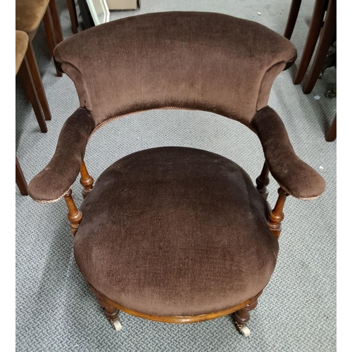 180 - An antique Victorian library chair.