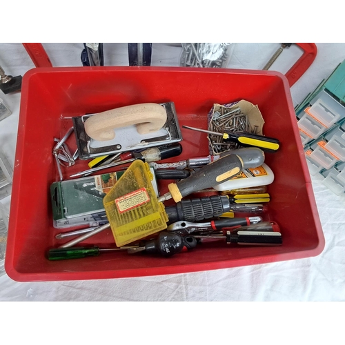 194 - An assortment of various tools etc.