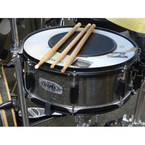 286 - A Mapex drum kit.