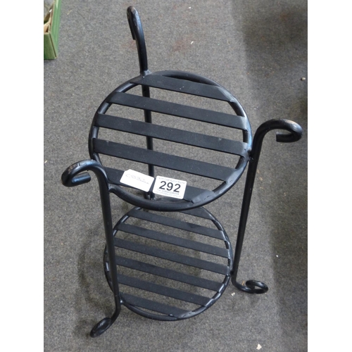 292 - A wrought iron pant stand.