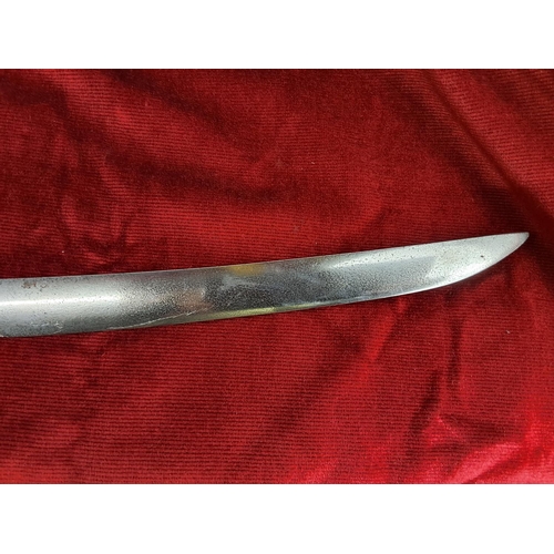 352 - An antique curved sword.