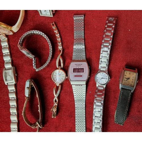 86 - An assortment of various vintage/ retro wristwatches.