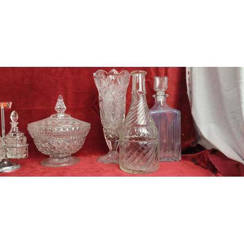 181 - A large assortment of glassware.