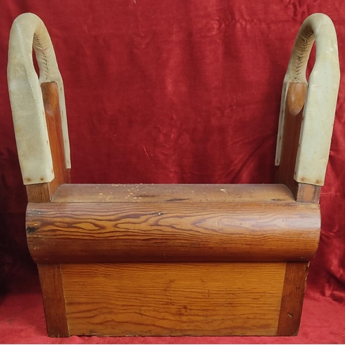 139 - A vintage/ Mid Century wooden Junior Pommel Horse.