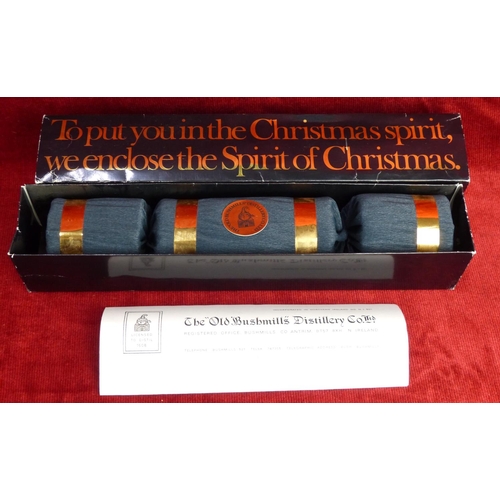 400 - A rare boxed 'Old Bushmills Distillery' Christmas cracker containing a bottle of Black Bush, and a c... 