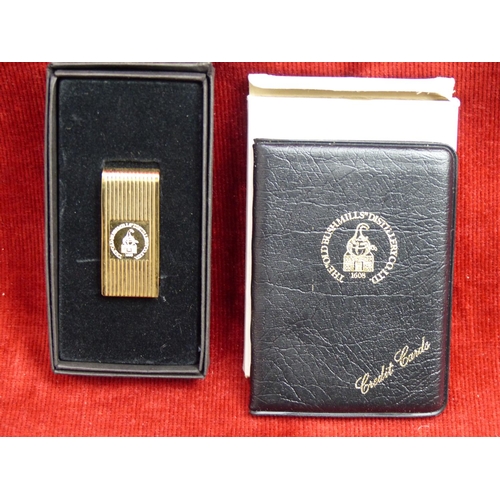 425 - An 'Old Bushmills Distillery Co Ltd' credit card holder and money clip, both in original boxes.