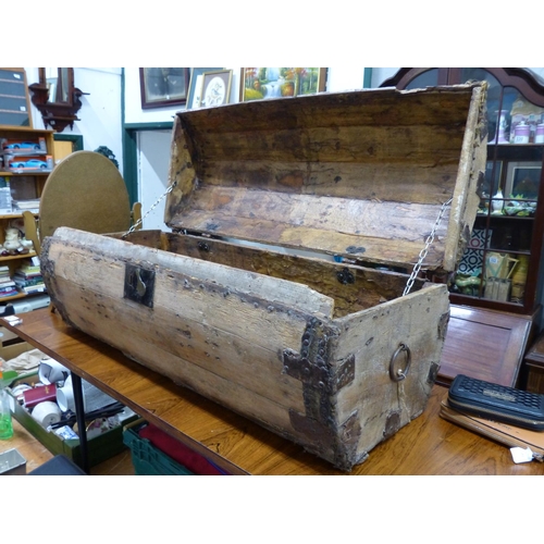 475 - Antique wooden chest, featuring iron hardware and latch. Solid construction with natural wood textur... 