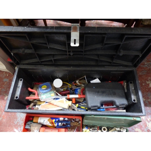 485 - A large tool box containing an assortment of tools, nails etc.