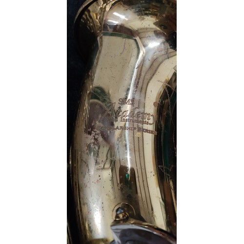 365 - A stunning SMS Academy of Wind instruments Scholarship Series saxophone with carry case.