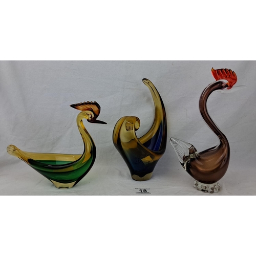 18 - Three Murano glass style birds.