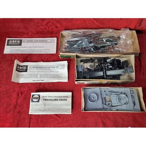 20 - Three vintage boxed Airfix Scale Kits to include  Series 2 Travelling Crane, Series 4 Prairie Tank a... 