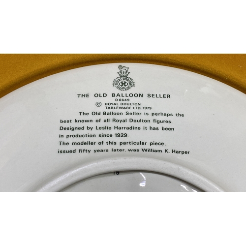 6 - A boxed Royal Doulton 'The Old Balloon Seller' plate D6649.