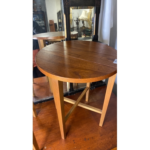 71 - A pair of vintage/ Mid Century drop leaf tables.