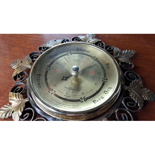 114 - A vintage Shortland barometer.