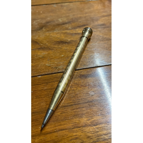 390 - An Ever Sharp rolled gold pencil.