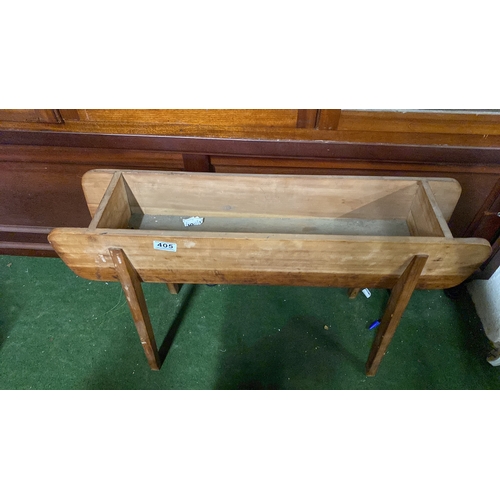 405 - A vintage wooden planter/trough.