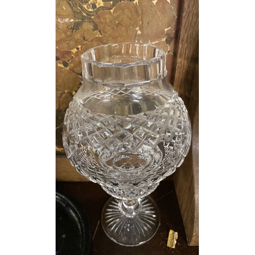 415 - A Tyrone crystal tealight holder.