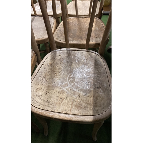 445 - A set of six and two Bentwood style kitchen chairs (a/f).