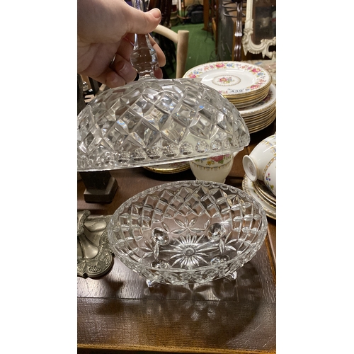 451 - A vintage pressed glass lidded bon bon dish and an Ostrich egg clock mounted on a gilt metal stand (... 