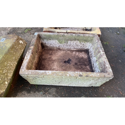 491 - A concrete planter/trough.