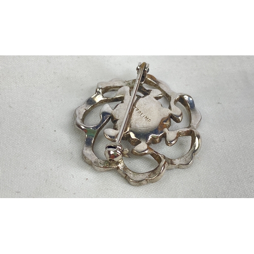 189 - A vintage silver marcasite brooch.