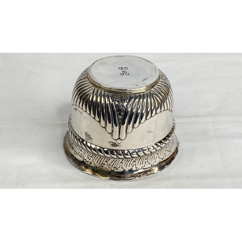 196 - A Victorian Sterling silver bowl, London 1884, silversmiths Thomas Bradbury and John Henderson.