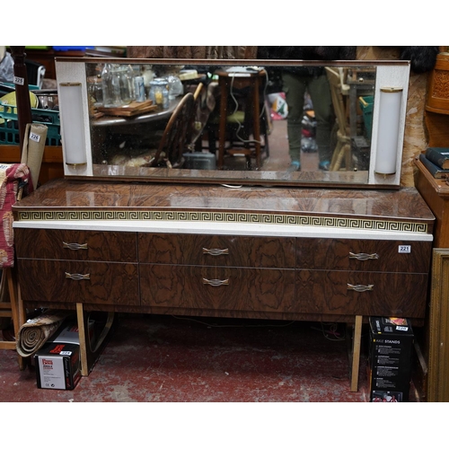 221 - A vintage formica dressing table with mirror back panel and a pair of dressing table lamps, working.