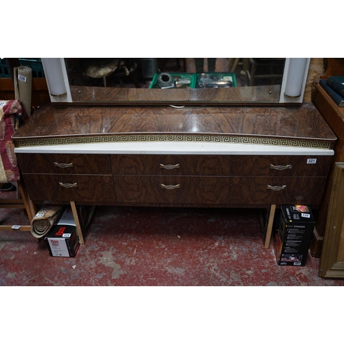 221 - A vintage formica dressing table with mirror back panel and a pair of dressing table lamps, working.