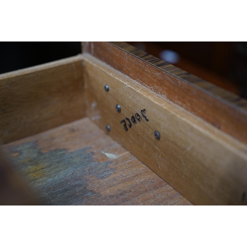 426 - A vintage/ Mid Century chest of five drawers.