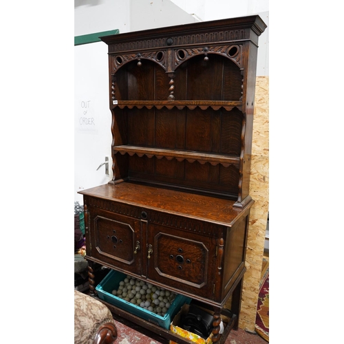 428 - A stunning Old Charm dresser.