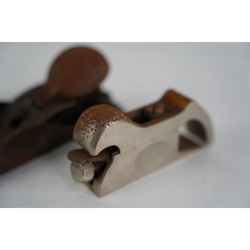 27 - A collection of 3 vintage wood planes, to include a Record No 077A Rabbit plane & more.