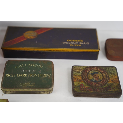 50 - A lot of vintage cigarette tins to include Players Navy Cut Cigarette, Gallaher's, State Express 333... 