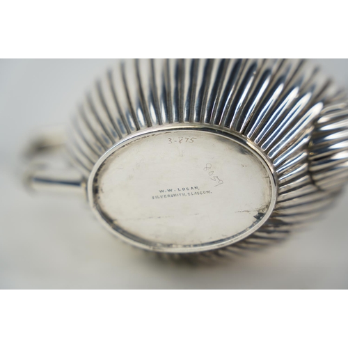 189 - A stunning antique/ Victorian Sterling silver three piece tea service, weighing 1064g.