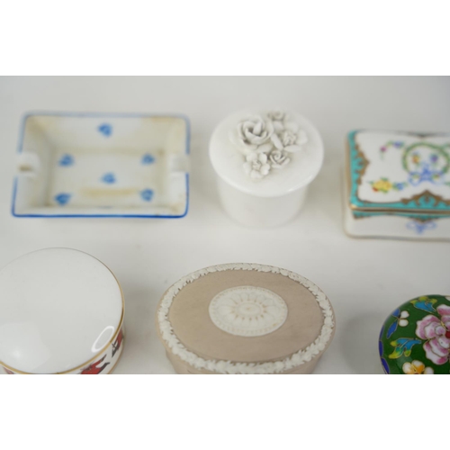 193 - A collection of trinket boxes to include enamel ware, The Royal Collection, Wedgwood and lots more.