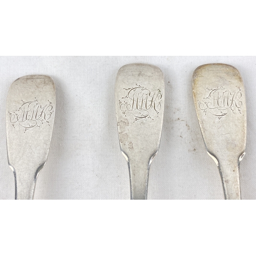 237 - A set of five antique Irish silver teaspoons, weighing 100g.