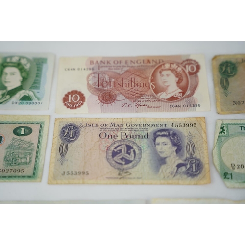 255 - A lot of old One Pound bank notes to include Isle of Man, Bank of England and more.