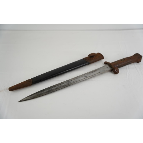 349 - A WW1 era British 1907 bayonet in scabbard.