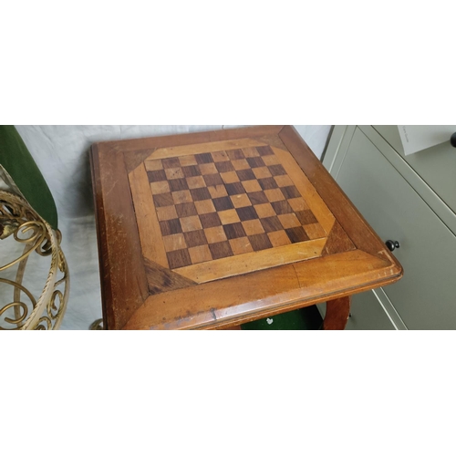 430 - A stunning antique table with inlaid chess board top.