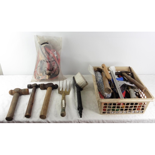 149 - A lot of assorted hand tools, jump leads and more.