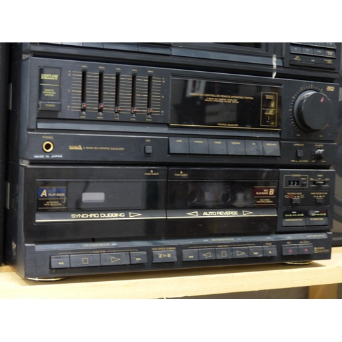 308 - A vintage JVC music centre with speakers.