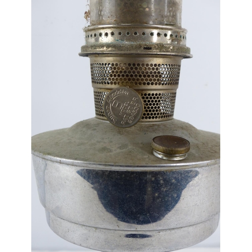 396 - A vintage Super Aladdin 'B' model oil lamp. (chimney a/f)