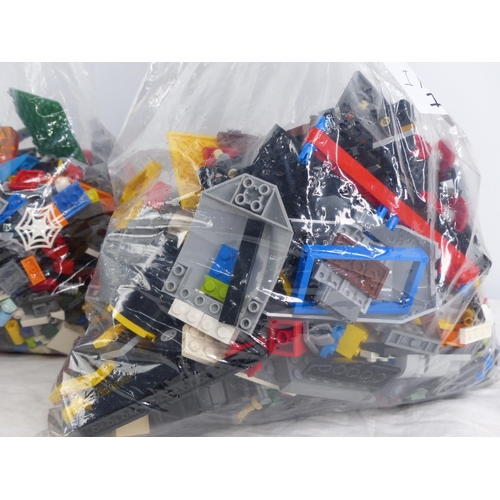 416 - Three x 1kilo bags of Lego.