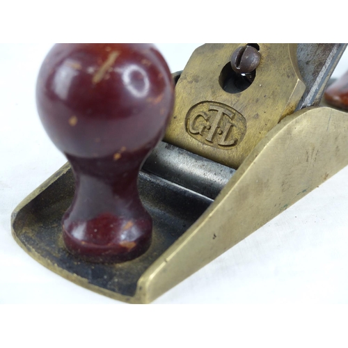 469 - A vintage GTL wood plane.