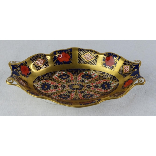 198 - A Royal Crown Derby cabinet dish.
