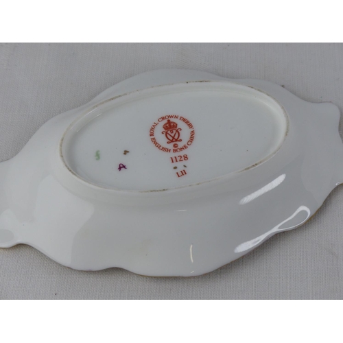 198 - A Royal Crown Derby cabinet dish.