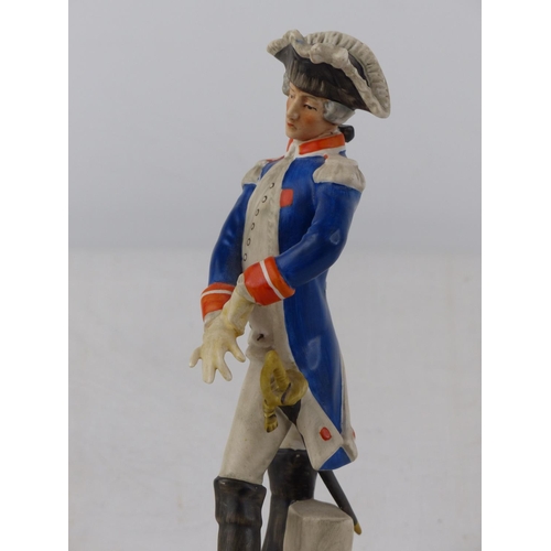200 - A vintage Goebel figure of a military gent.
